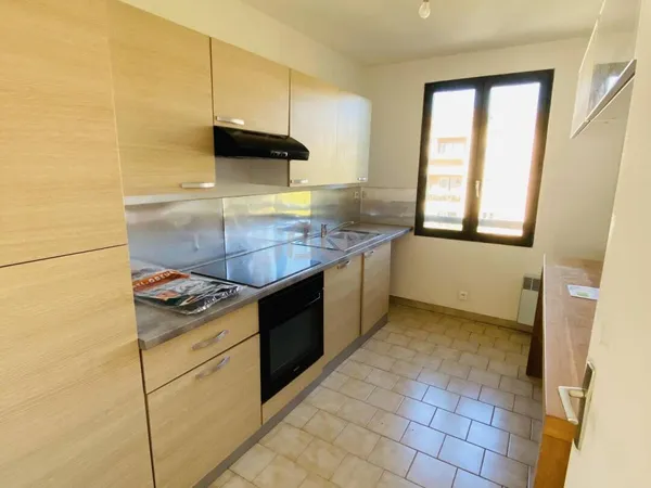 Appartement 3 pièces 77 m² 