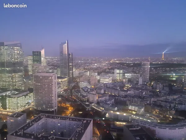 Location puteaux - tour défense 2000 - 2 pièces meublé - 43e étage - vue panoramique paris 