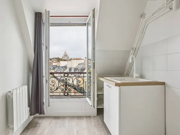 Appartement 1 pièce 9 m² 