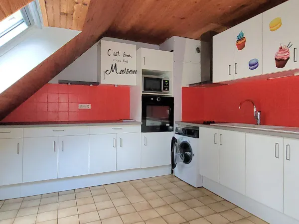 SAULCY-SUR-MEURTHE: RARE: T3 au 1er étage. 