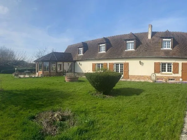 Maison 4 pièces 214 m² 