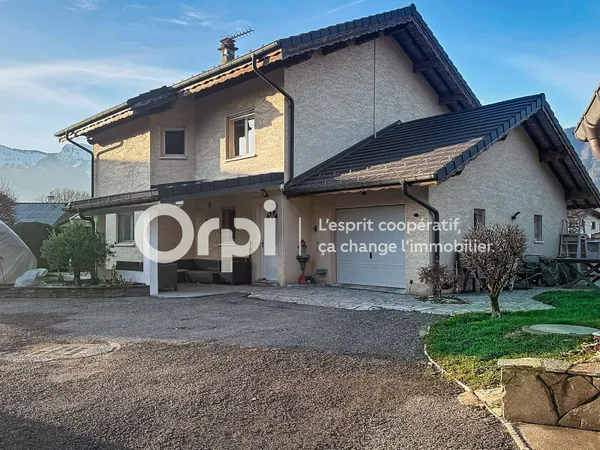 Maison 5 pièces 141 m² 