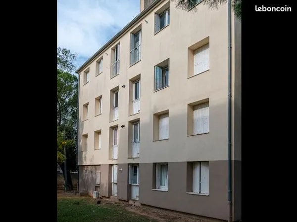 Appartement 3 pièces 77 m² 