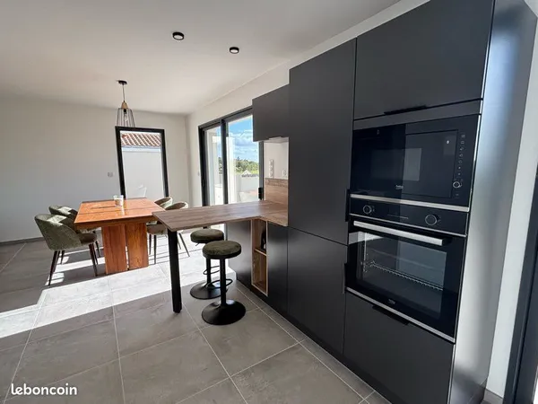 🏡 Maison neuve meublée - RE2020 - 90 m² - 3 chambres - Jardin & garage - Quartier Souché 