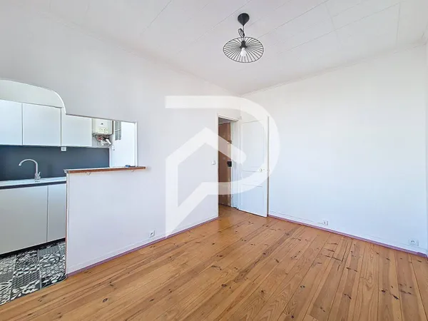 Appartement 1 pièce 18 m² 