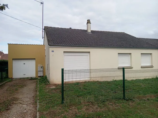Maison de plain-pied 4 pièces 91 m² 
