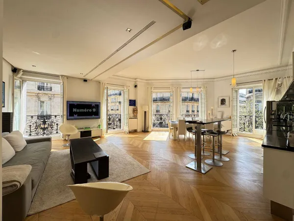 Appartement 5 pièces 140 m² 