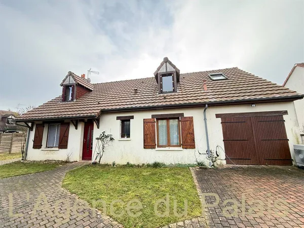 Maison 6 pièces 147 m² 
