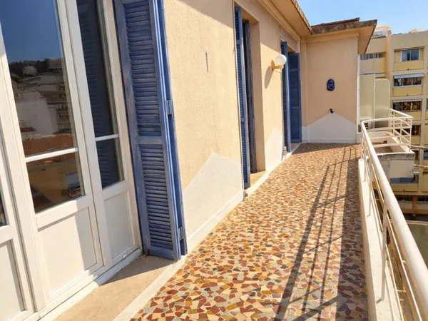 Appartement 2 pièces 80 m² 