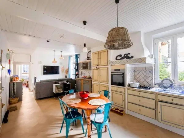 Vends T5 - 94m² - Saint-Maximin-la-Sainte-Baume 83470 