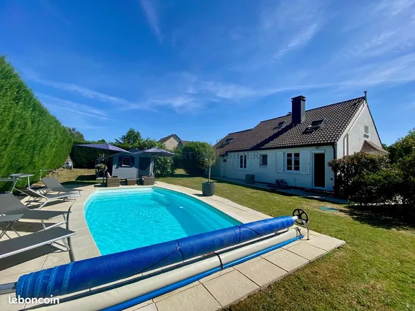 Maison 6 pièces 140 m² 