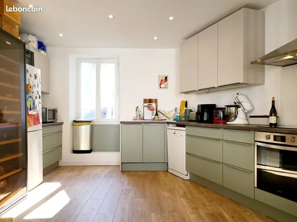 Appartement 4 pièces 103 m² 
