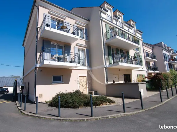 Parking/box OZOIR LA FERRIERE 