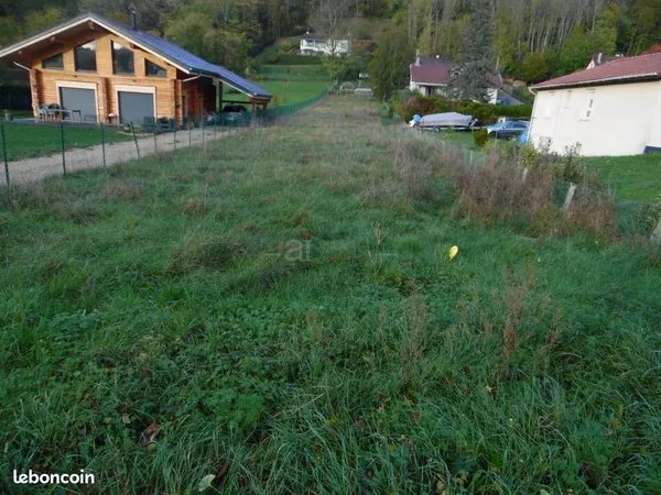 Terrain 1207 m² Poncin 