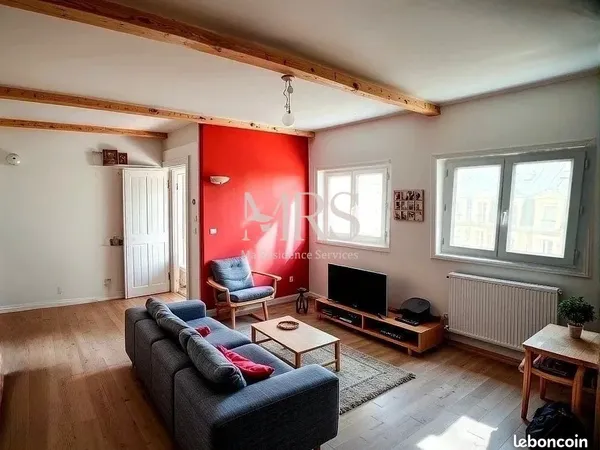 Studio 1 pièce 26 m² 
