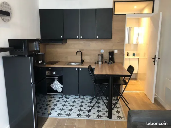Studio meublé 