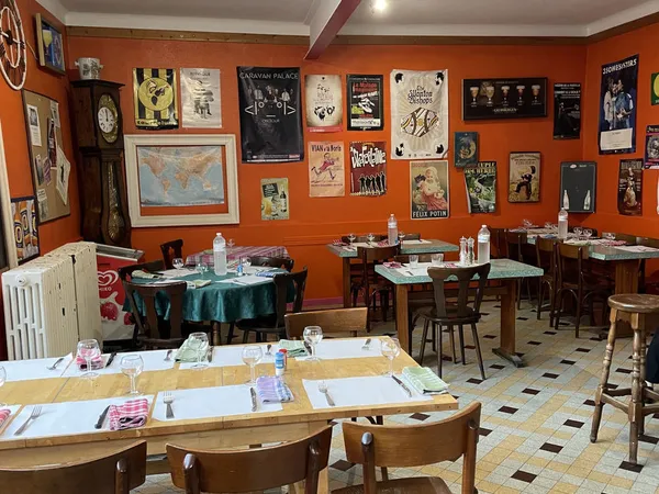 FOND DE COMMERCE BAR/RESTAURANT 