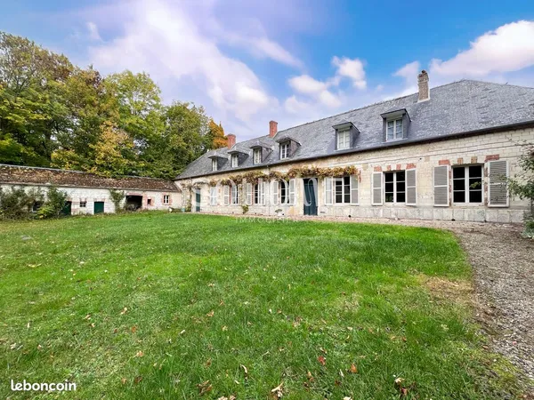 Maison 14 pièces 330 m² 