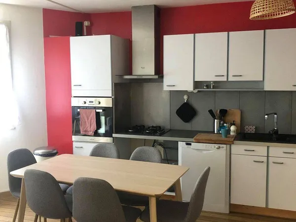 Appartement 4 pièces 82 m² 