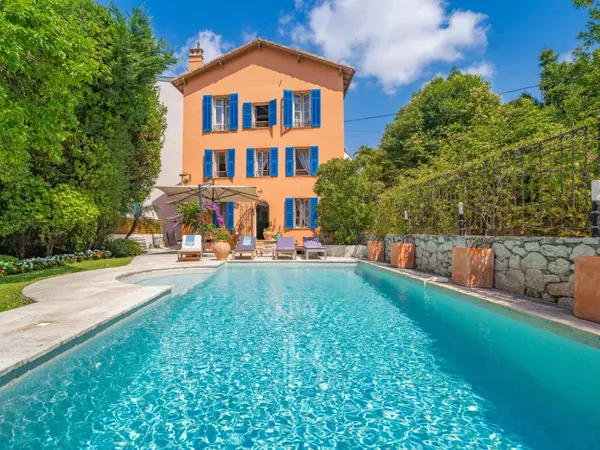 EXCLUSIVITE CANNES CENTRE - VILLA DE CHARME - COMMERCES ET PLAGES À PIED - PISCINE 