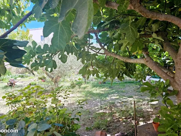 Terrain 320 m² Brignoles 