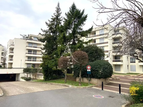 Triplex 2 pièces 53 m² 