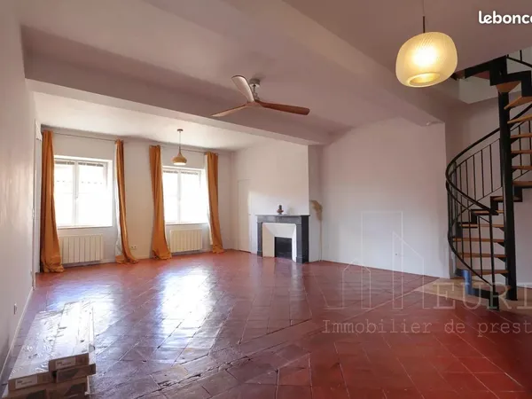 Duplex 5 pièces 127 m² 