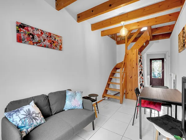 Loue Maison 32m² Plaisance-Du-Touch (centre-ville) avec jardin 2 niveaux (location courte) 