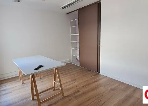 Bureau 19 m² 