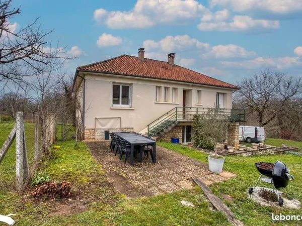 Pavillon 4 pièces 102 m² 