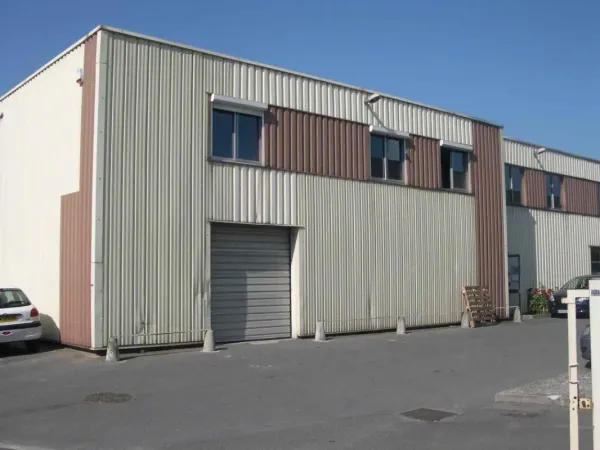 Cellules d'activités à louer à partir de 216m² 