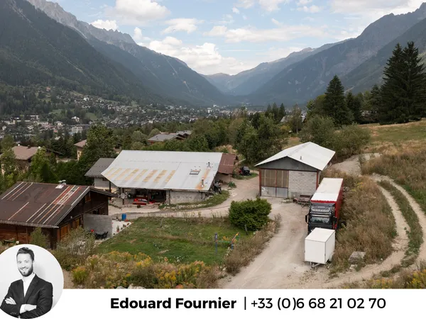 Maison 5 pièces 704 m² 