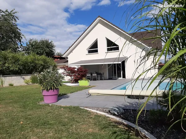 Maison de 180 m² (Construction Thourot) 