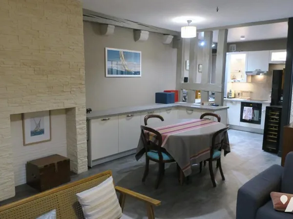 Appartement 3 pièces 77 m² 