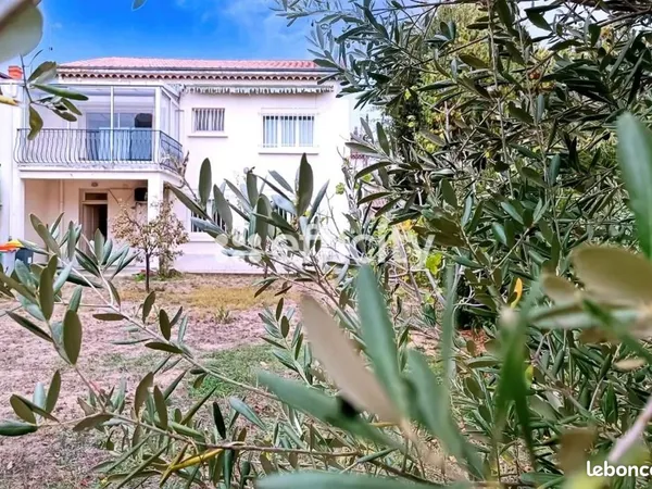 Maison de ville 7 pièces 139 m² 