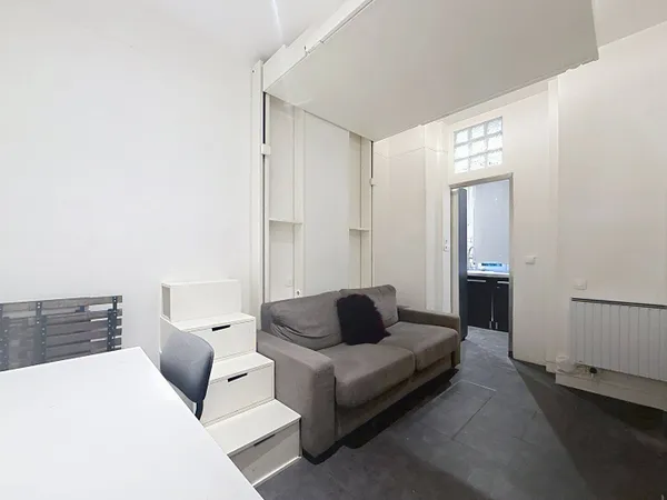 Appartement 1 pièce 12 m² 