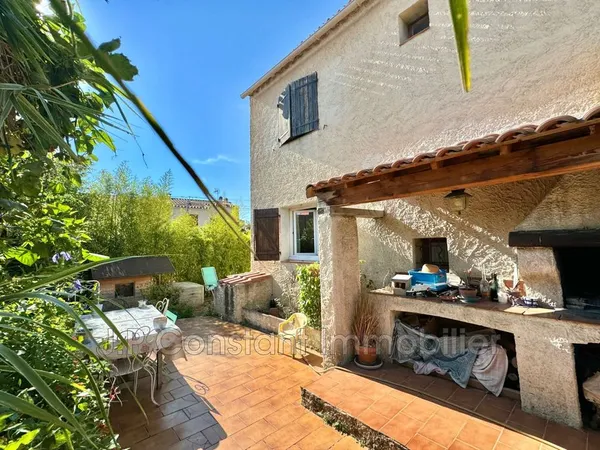 Villa 5 pièces 103 m² 