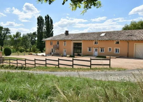 Belle Demeure Bressane Rénovée 