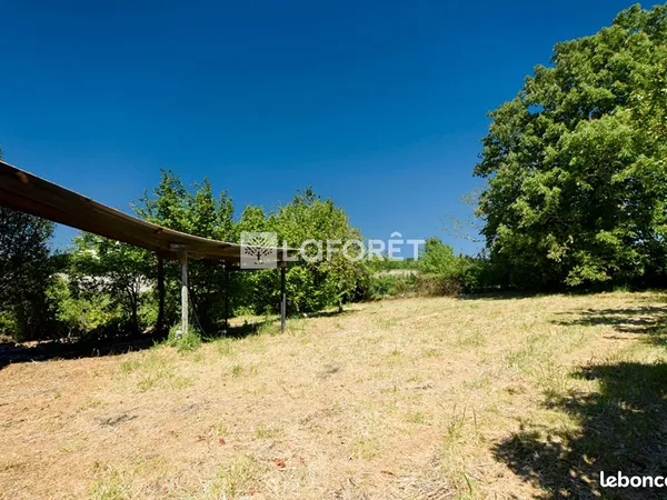 Terrain 1595 m² FLOIRAC 