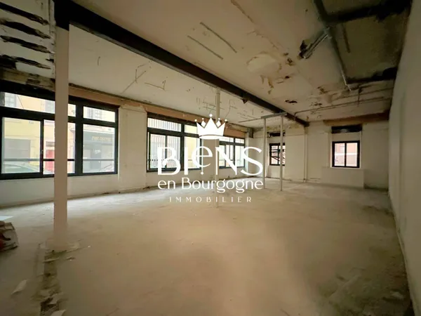 Bureaux 94 m² 