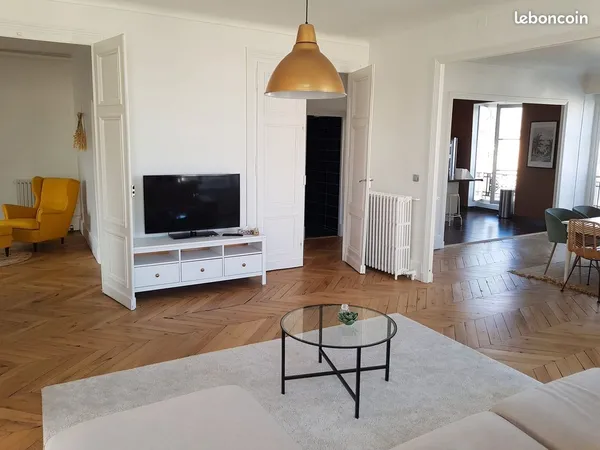 A louer : Appartement Orléans - Hyper centre - 2 minutes à pied de la gare 
