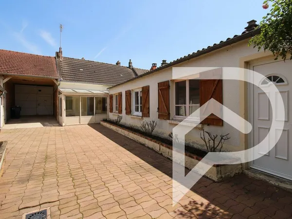 Maison de plain-pied 6 pièces 104 m² 