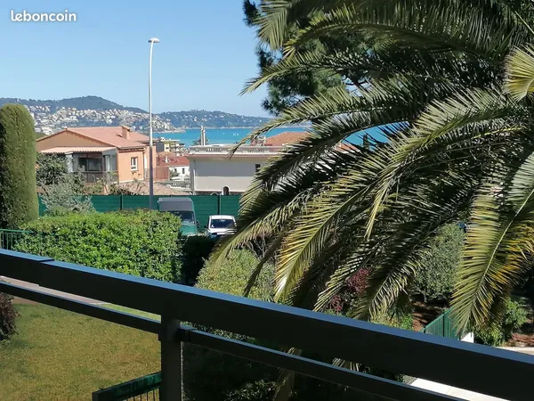Vends bel appartement 2pièces vue mer Bas Fabron 