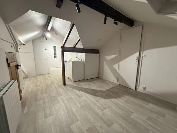 Appartement Le Bourget 1 pièce(s) 19.24 m2 
