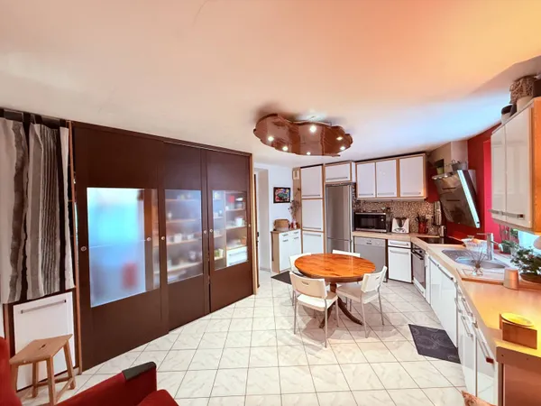 Maison 6 pièces 76 m² 