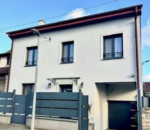 Maison 8 pièces 166 m² 