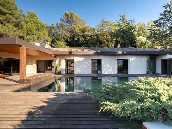 Villa contemporaine - 327m2 - Saint Paul de Vence 