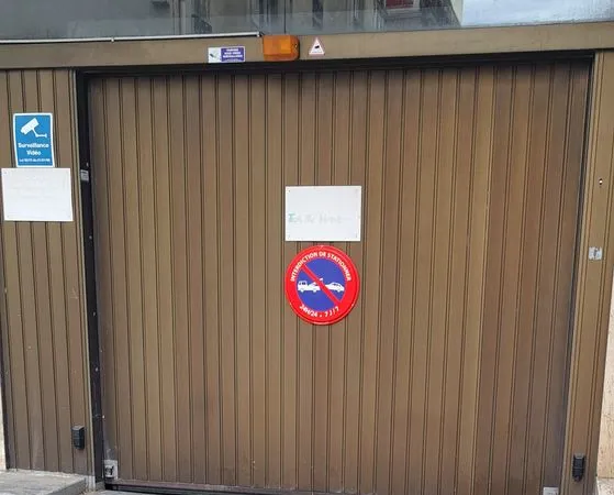 Location box 