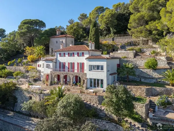 Villa 335 m² 