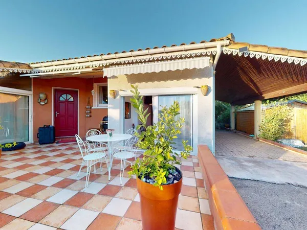 Maison de plain-pied 5 pièces 114 m² 